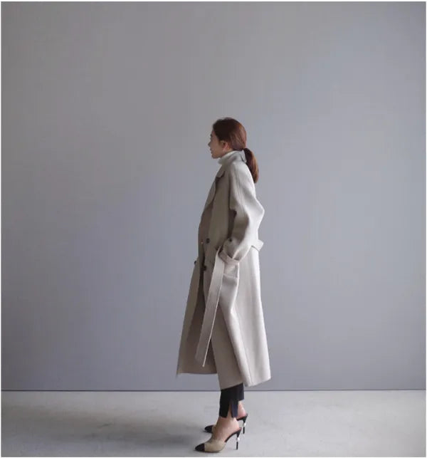 Women’s Lapel Cashmere Coat: Effortlessly Elegant for Cold Weather