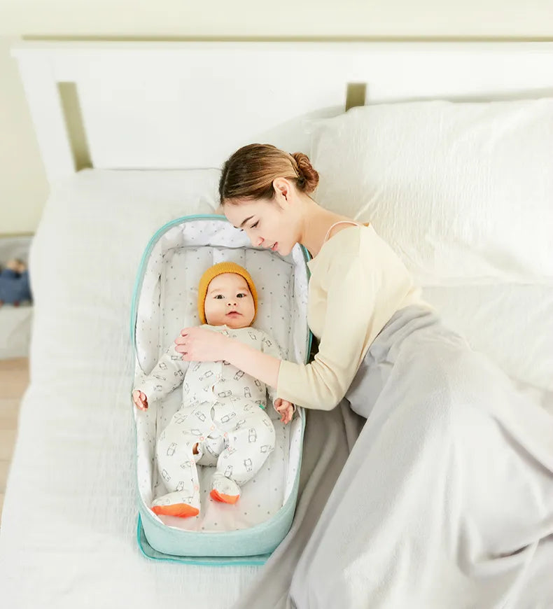 Portable Baby Crib – Anti-Pressure Compression Bed with 360° Closed Design for Newborns