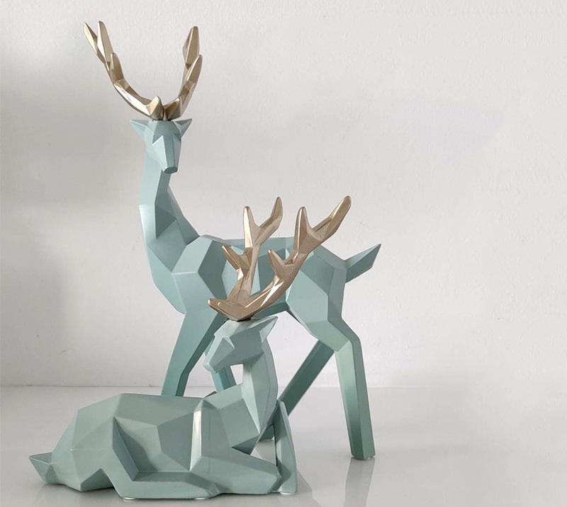 Modern Resin Deer Sculpture - Elegant Home Décor Statue