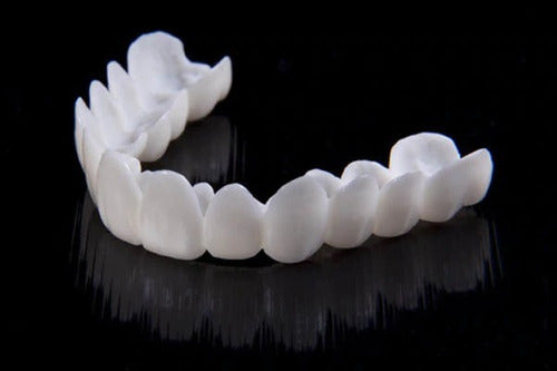 Adjustable Invisible Whitening Braces – 100% Holeless Design for a Natural, Perfect Smile