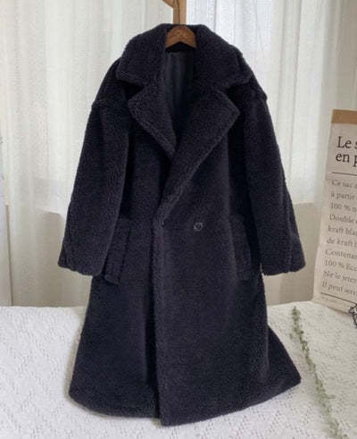 Lapel Lamb Fleece Coat with Pockets – Cozy Elegance for Winter