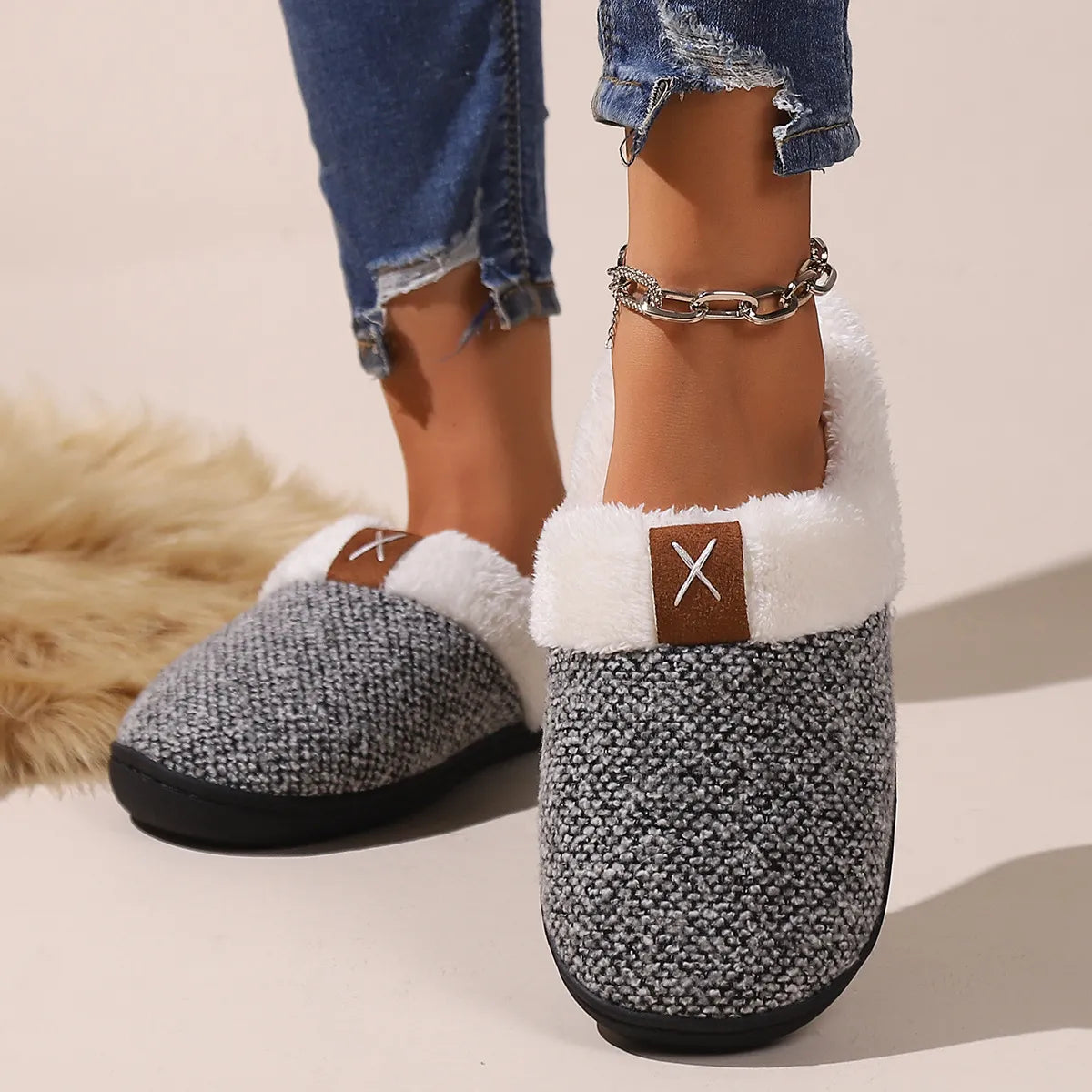 Winter Plush Slippers Warm House Shoes for Men & Women with Thick Bottom