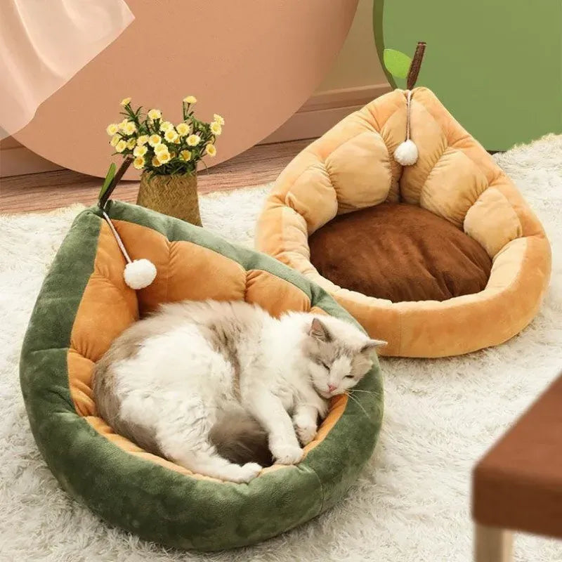 Warm & Cozy Cat and Dog Bed – Perfect Winter Nest for Your Furry Friends