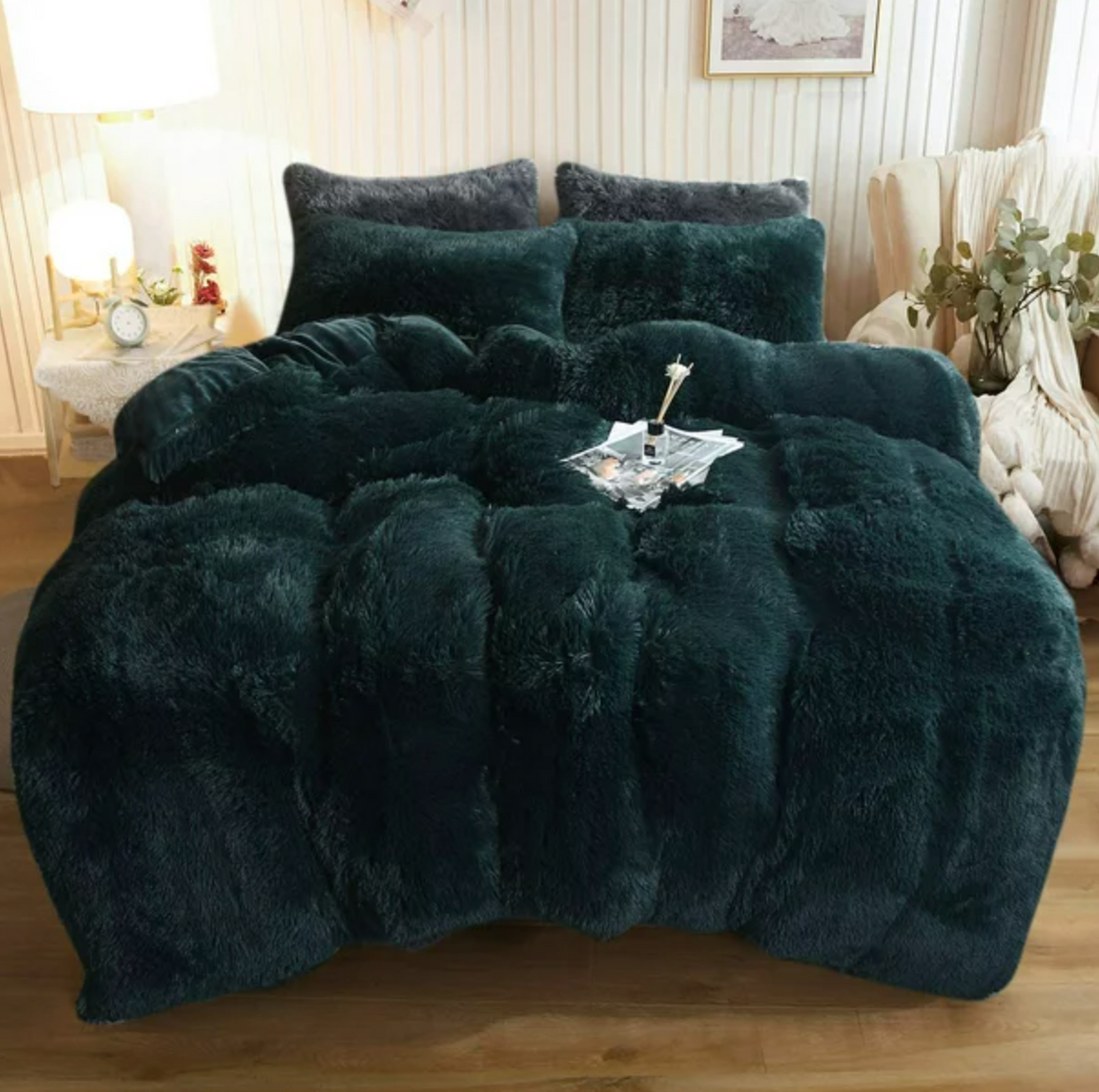 The Fluffy Set Comforter